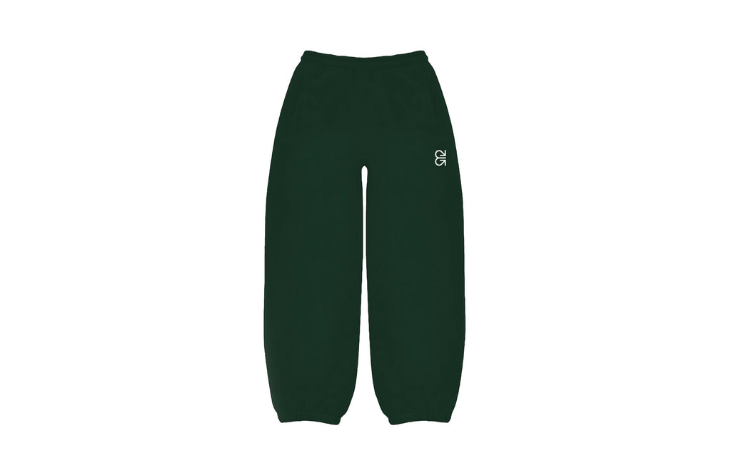 * PRE ORDER * ESSENTIAL SWEATPANTS GREEN