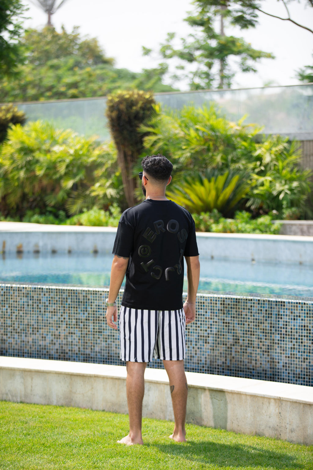 Arc Tee Black
