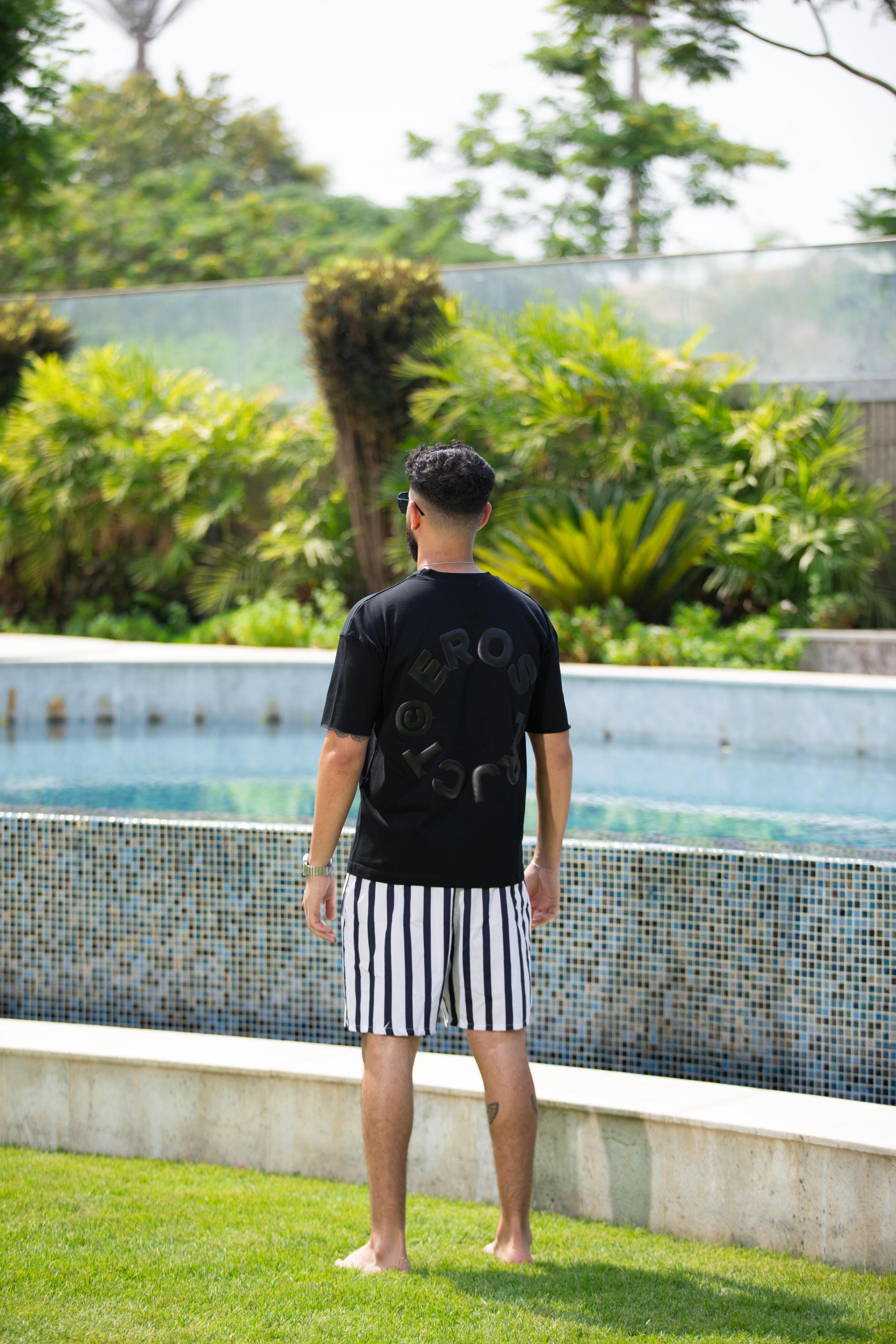 Arc Tee Black