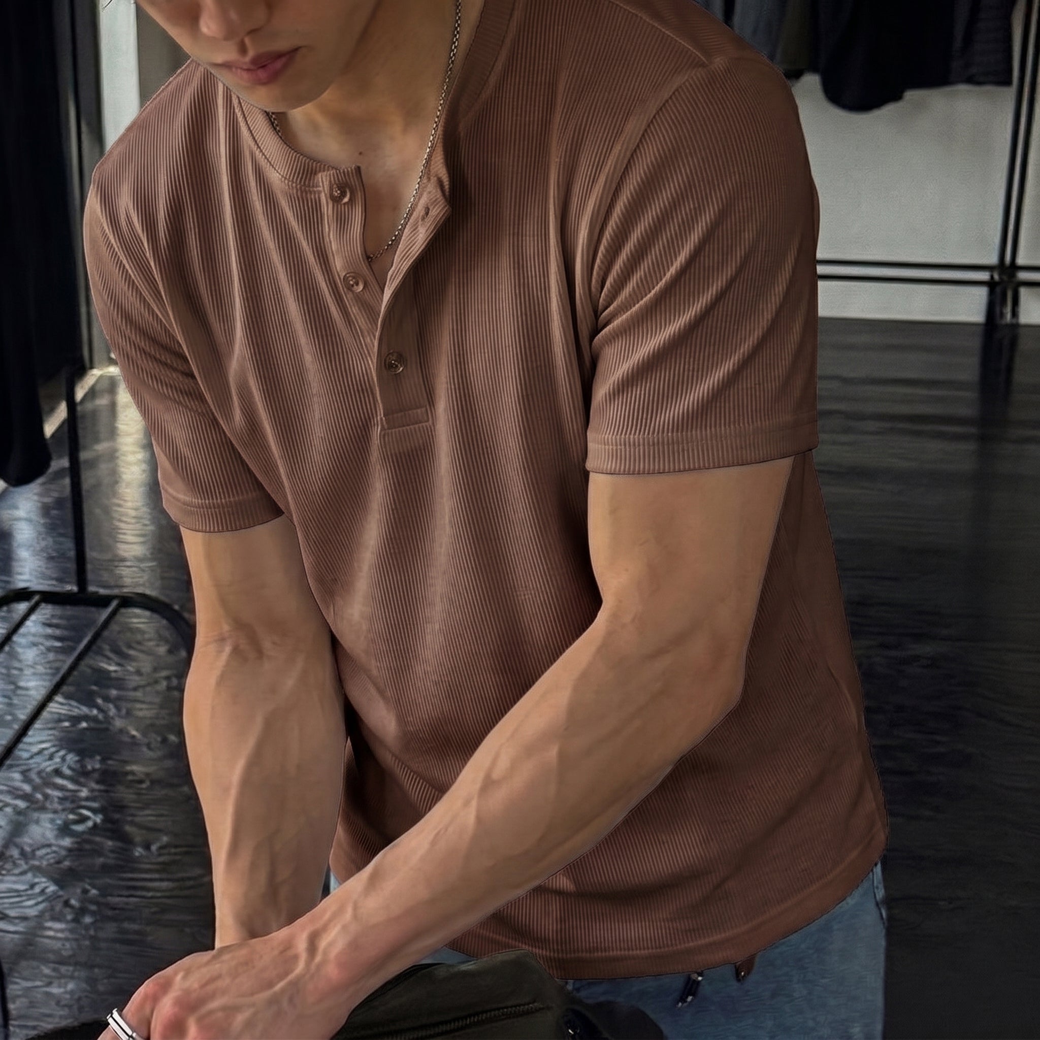 Ribbed Henley T-Shirt Brown